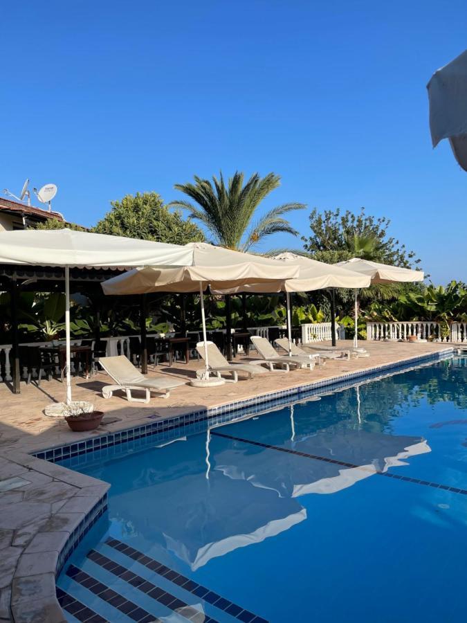 Club Alda Hotel Lapithos  Exterior foto