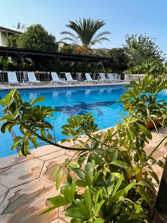 Club Alda Hotel Lapithos  Exterior foto