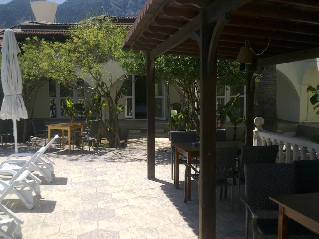 Club Alda Hotel Lapithos  Exterior foto