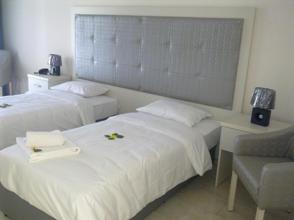 Club Alda Hotel Lapithos  Exterior foto
